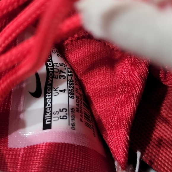 Nike Roshe One Winter Red Shoes | Size: 6.5 (Womens) | Red - Picture 7 of 7